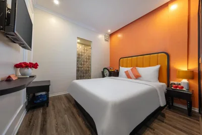 经济双人间 — Omina Hotel & Travel
